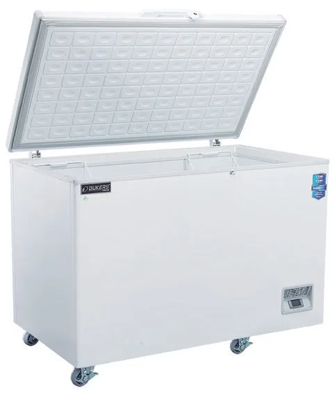 Dukers - BD/BG-420. 49 Chest Freezer With Solid Door