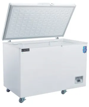 Dukers - BD/BG-420. 49 Chest Freezer With Solid Door