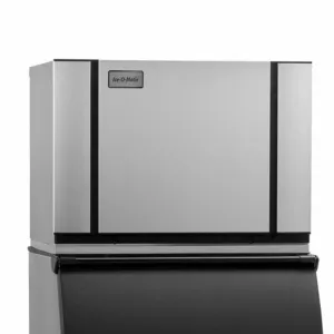 Ice-O-Matic - CIM0530HAS Commercial 30 Elevation Series Half Cube Ice Machine Head - 561 lb/24 hr. Air Cooled. 115v