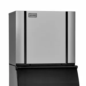 Ice-O-Matic CIM1136HR 30 Elevation Series Half Cube Ice Machine Head - 968 lb/24 hr. Remote Cooled. 208/230v/1ph